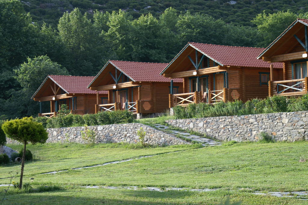 Dionysus Village Resort Mousthéni Eksteriør bilde